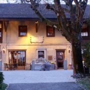 3DFDA0DA-DD09-41A8-A5B0-31E391CFD5EA_1_201_a